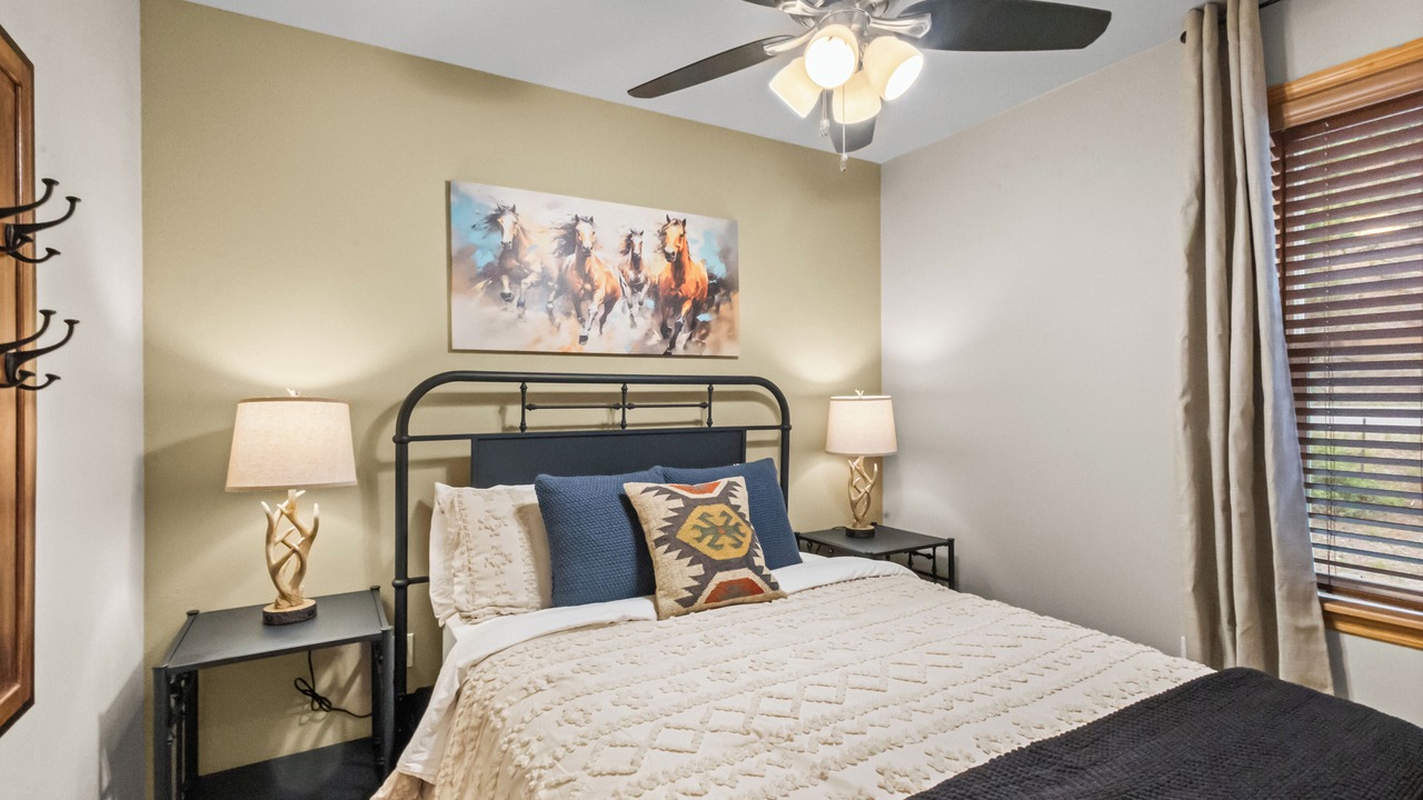 Photo of Bedroom in Red River