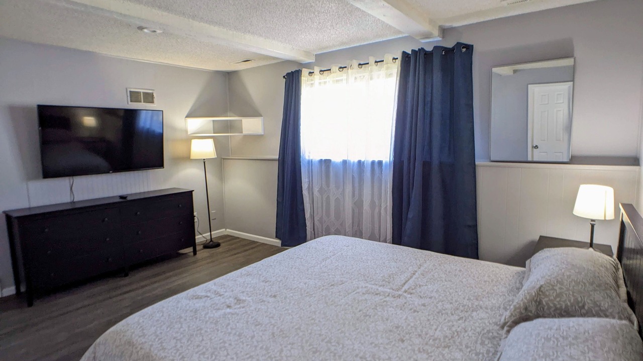 Photo of Bedroom in Overland Park