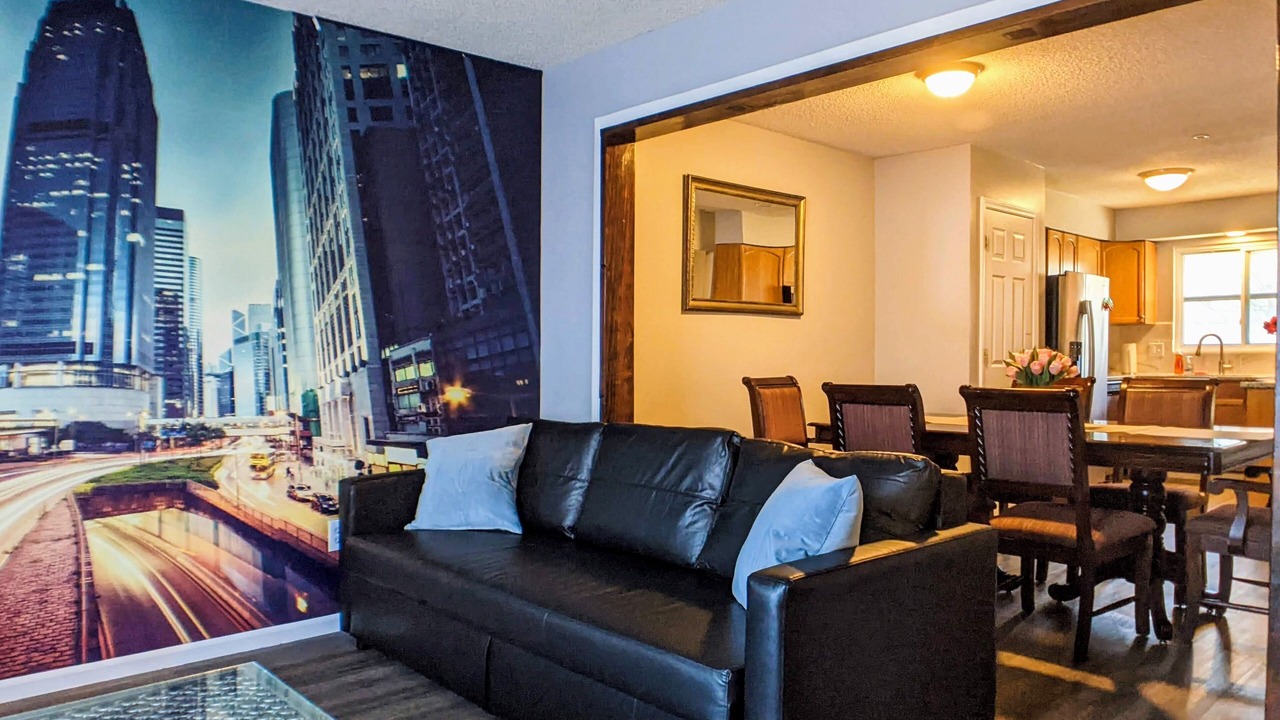 Photo of Livingroom in Overland Park