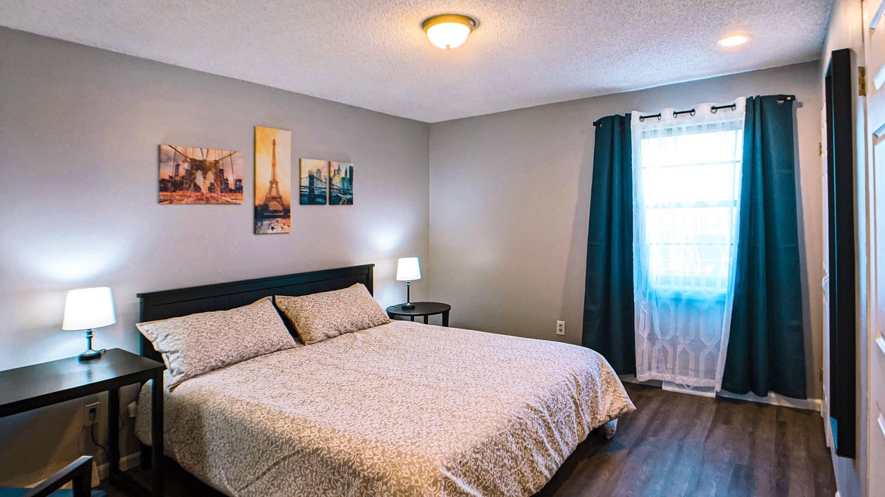 Photo of Bedroom in Overland Park