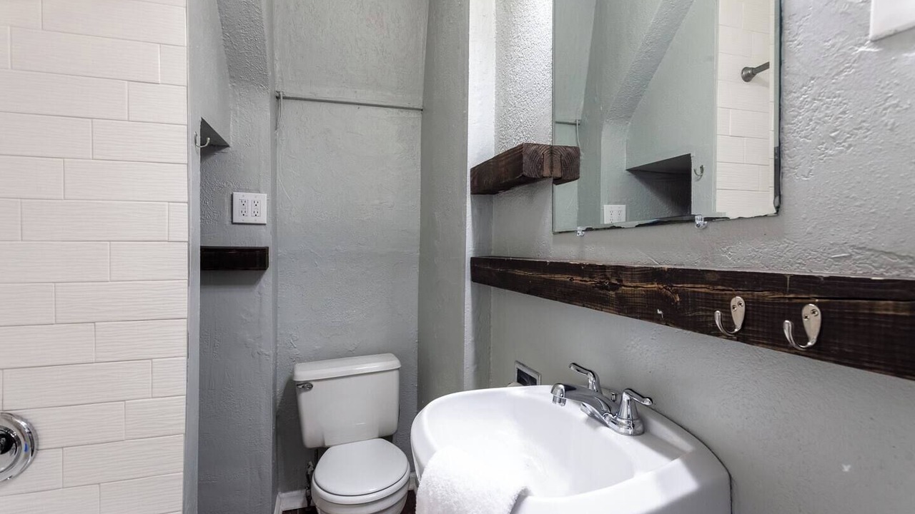 Photo of Bathroom in South Hyde Park