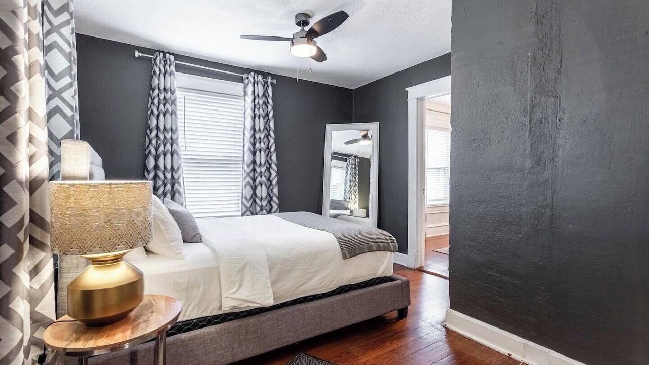 Photo of Bedroom in South Hyde Park