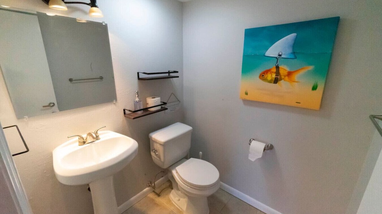 Photo of Bathroom in North Central Westminster