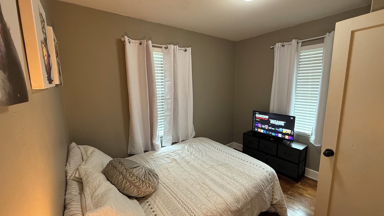 Photo of Bedroom in Salina