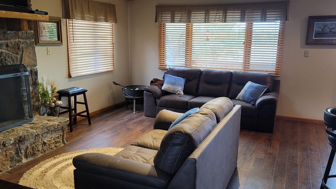 Photo of Livingroom in Elk County