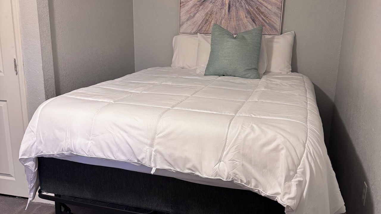 Photo of Bedroom in Belmar Park