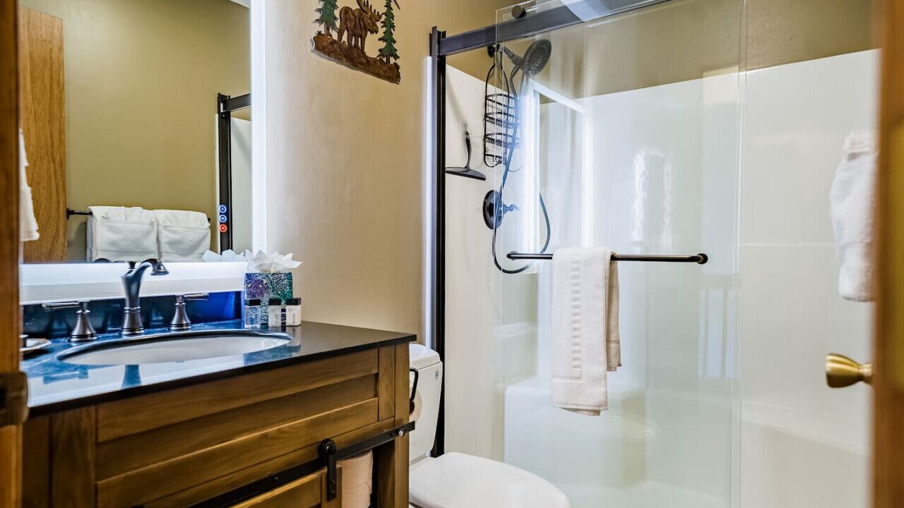 Photo of Bathroom in Aspen Brook