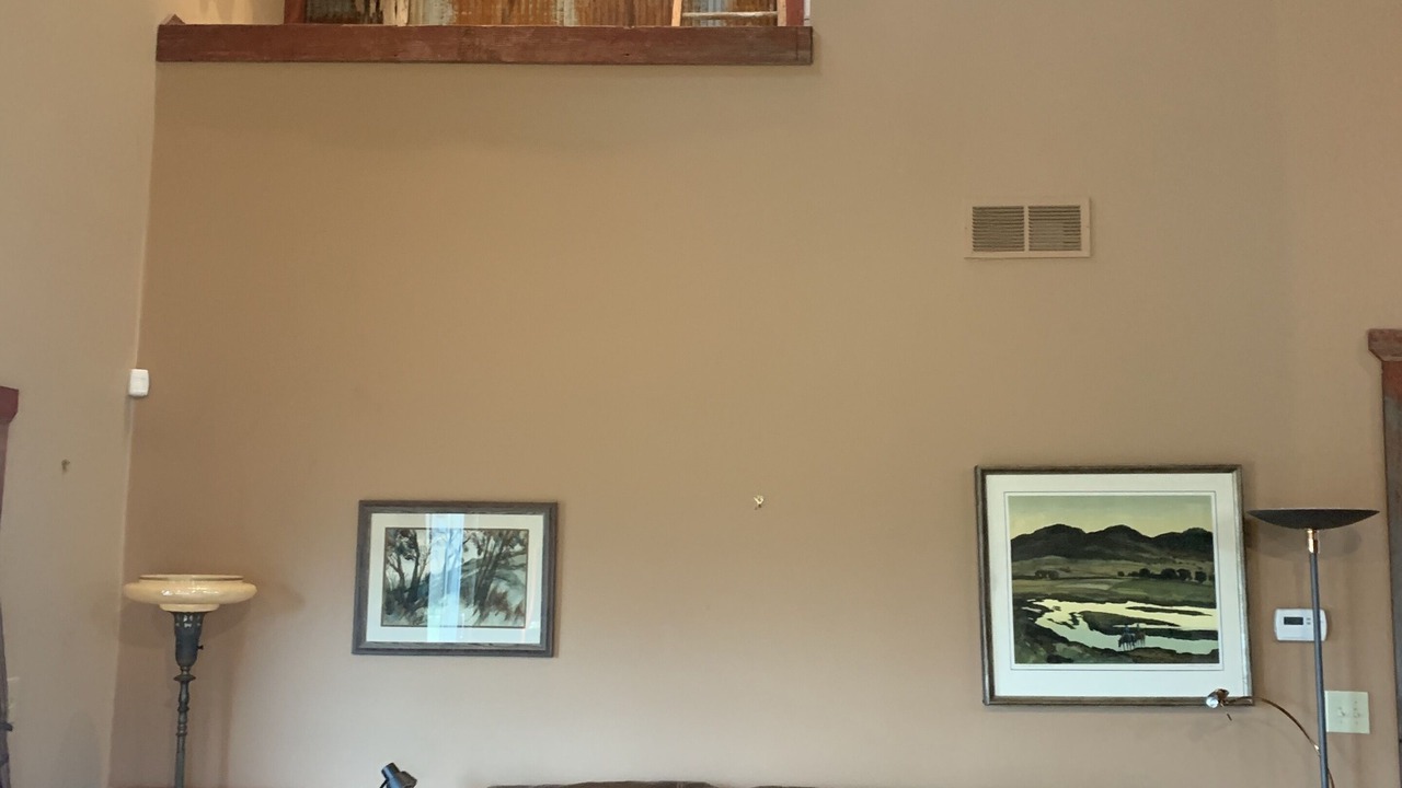 Photo of Livingroom in Pauline