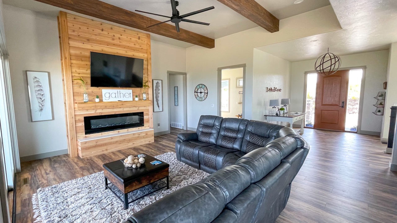 Photo of Livingroom in Brule