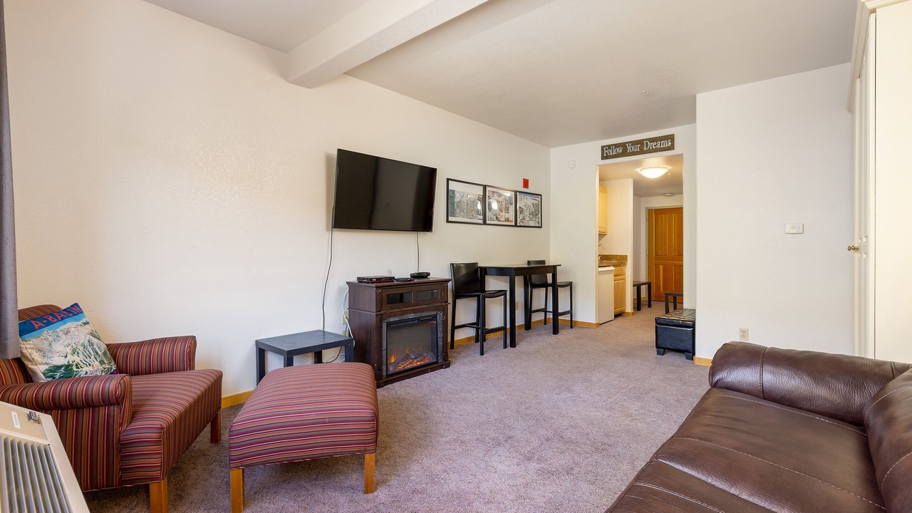 Photo of Livingroom in Mountain House