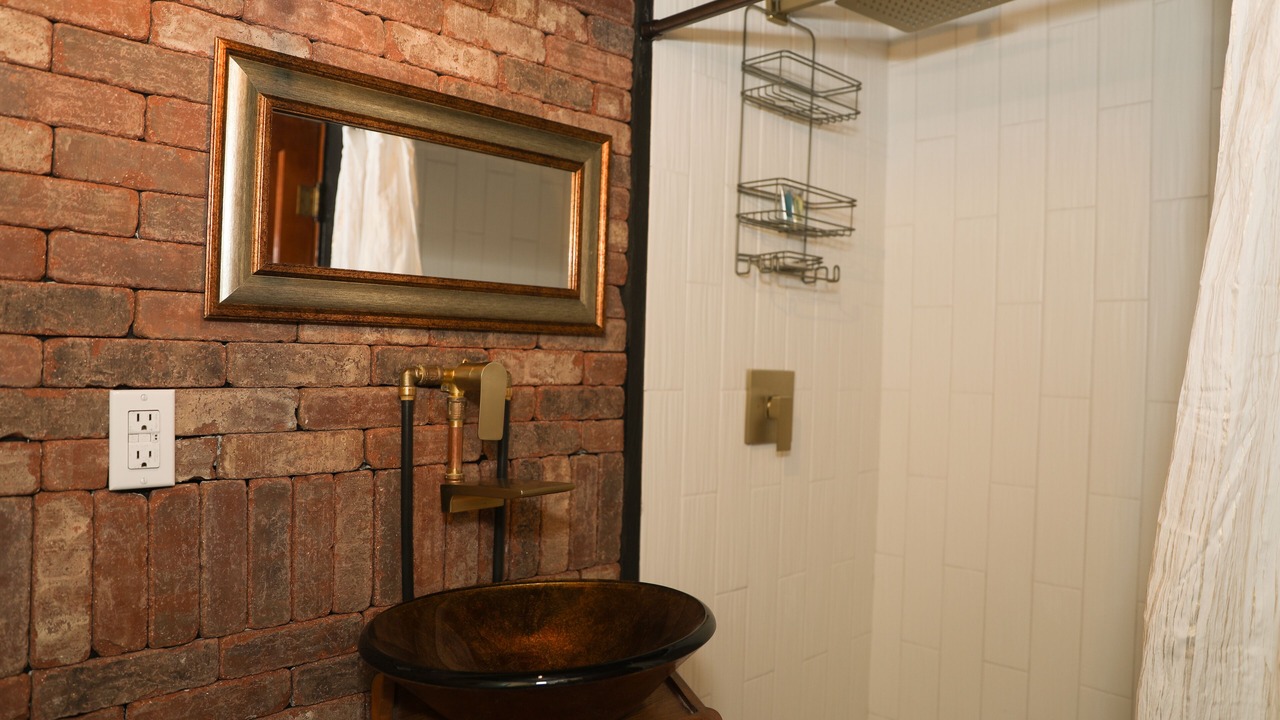 Photo of Bathroom in Wa Keeney