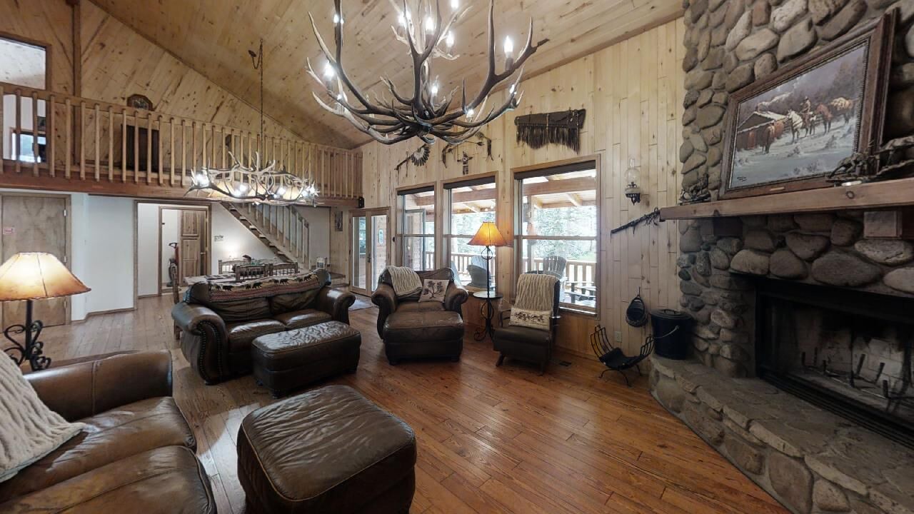 Photo of Bedroom in Red River