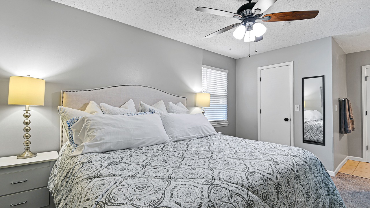 Photo of Bedroom in Merriam