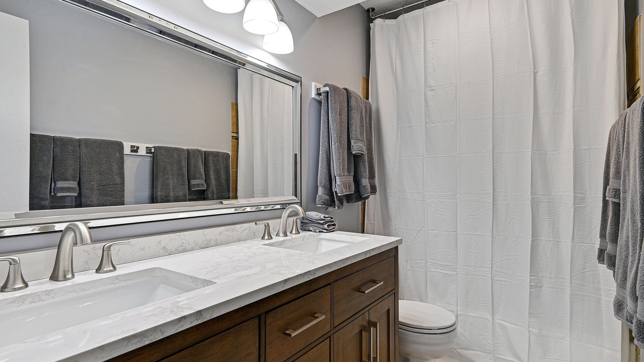 Photo of Bathroom in Merriam