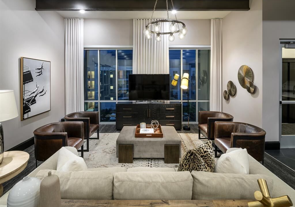 Photo of Livingroom in Draper
