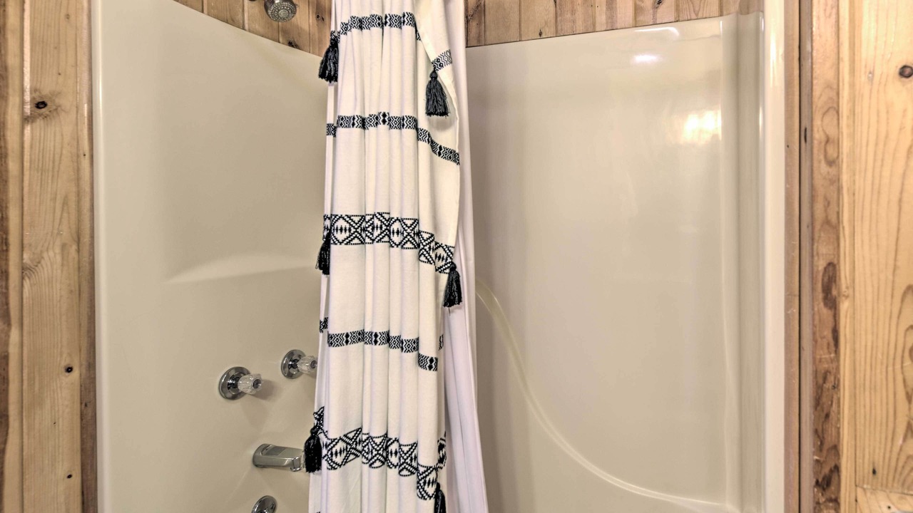 Photo of Bathroom in Red River