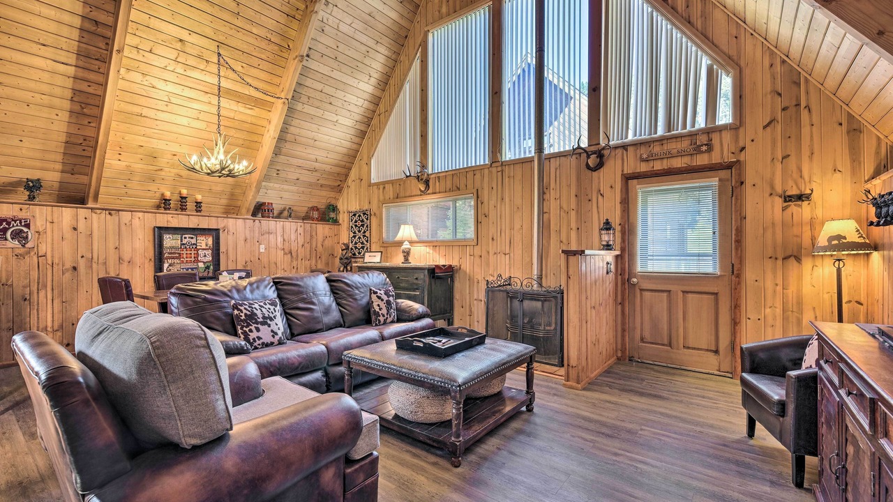 Photo of Bedroom in Red River