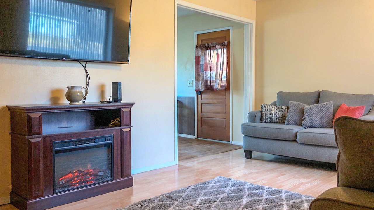 Photo of Livingroom in McPherson