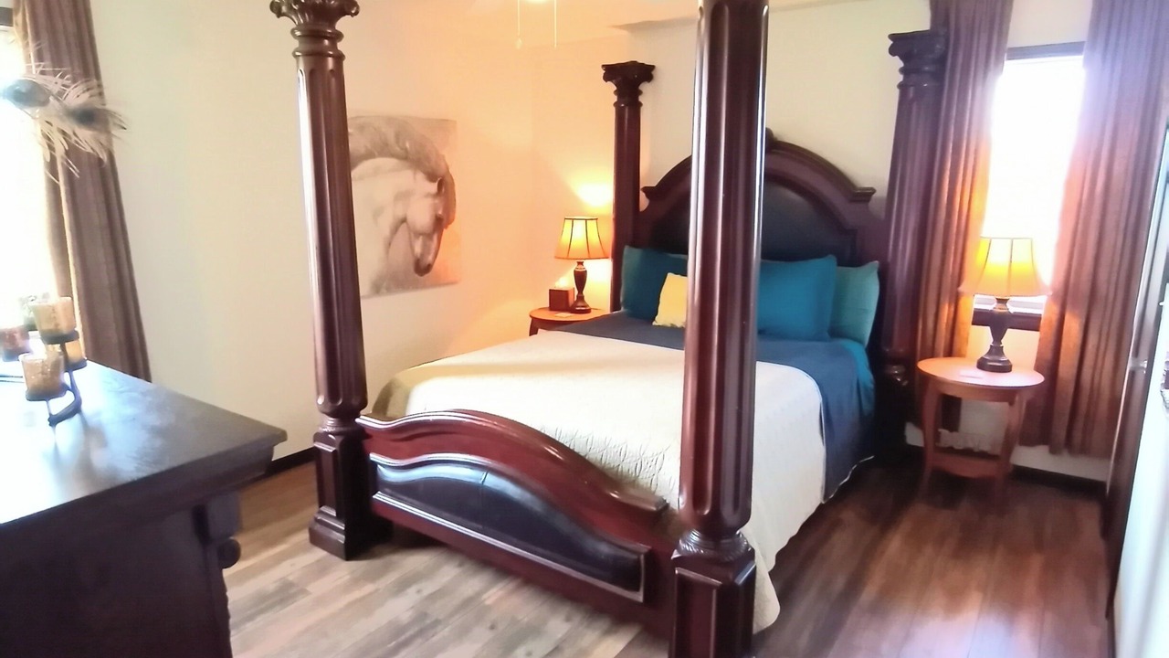Photo of Bedroom in Winfield