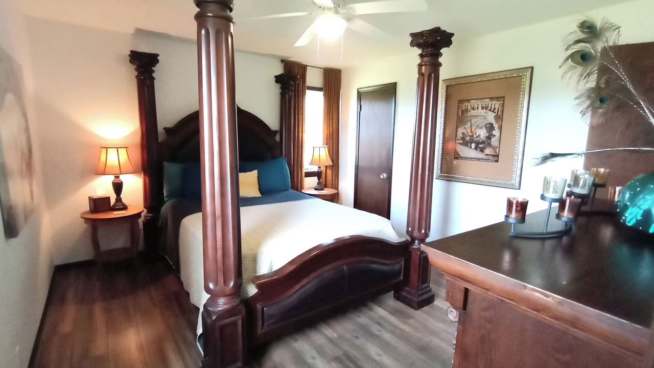 Photo of Bedroom in Winfield