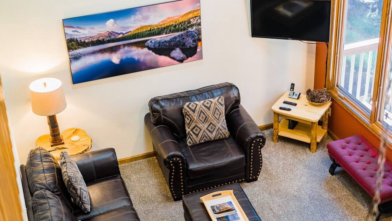 Photo of Livingroom in Aspen Brook