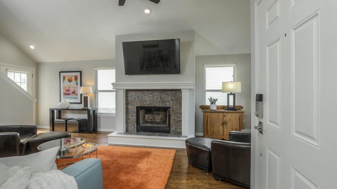Photo of Livingroom in Westside North
