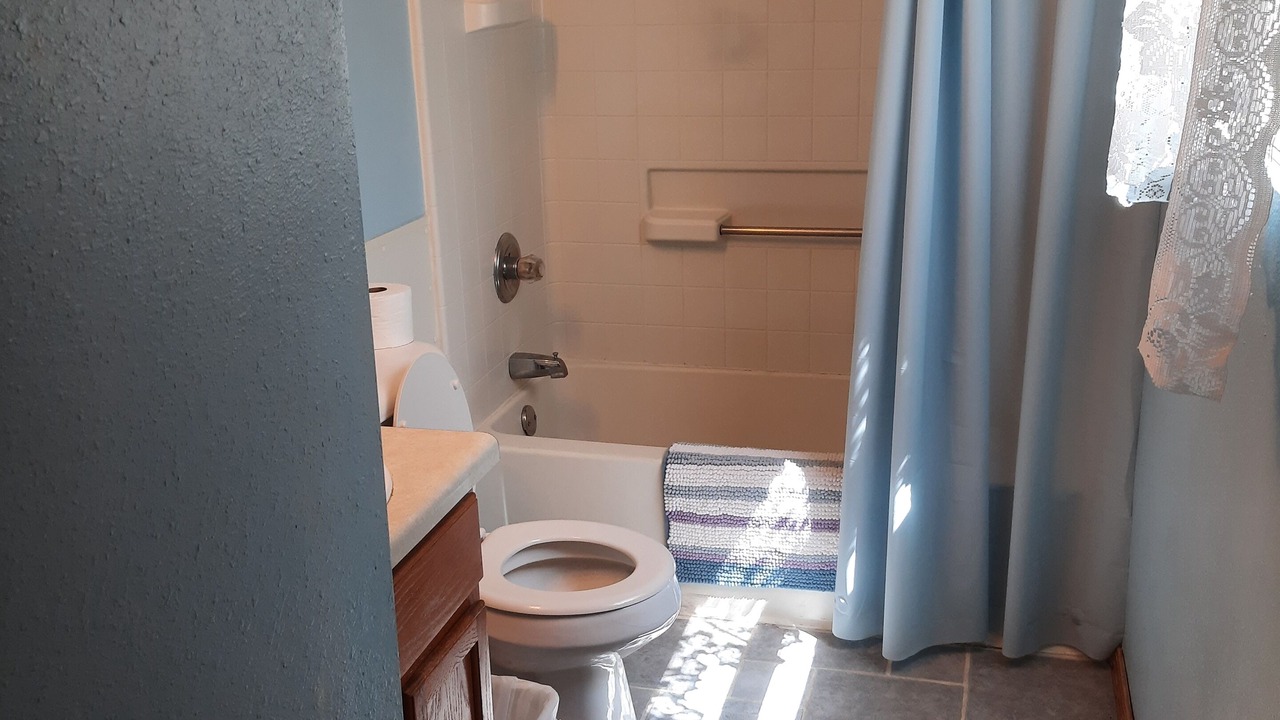 Photo of Bathroom in Skiatook