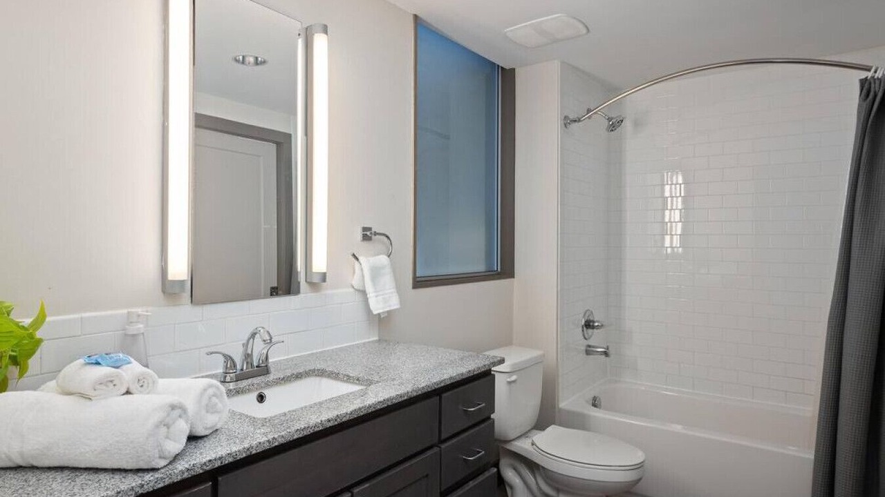 Photo of Bathroom in Hanover Place