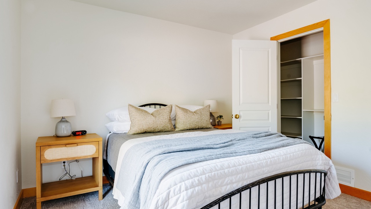 Photo of Bedroom in Toquerville