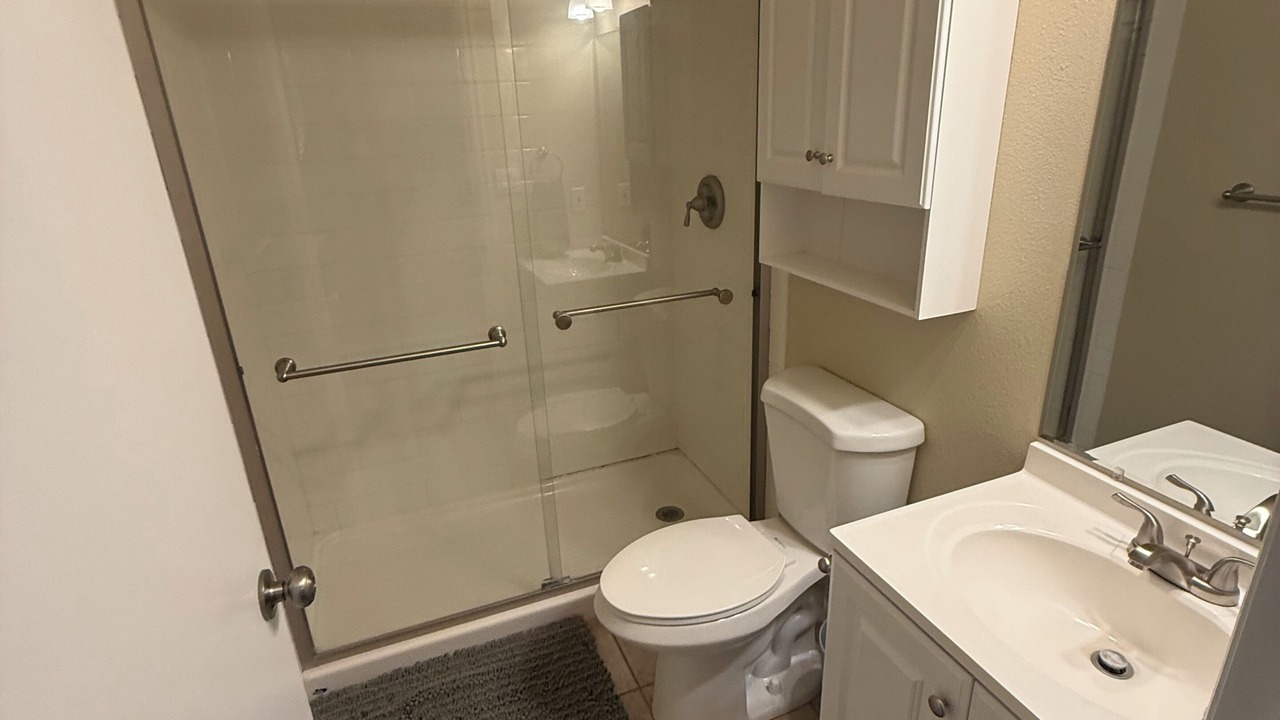 Photo of Bathroom in Palisade