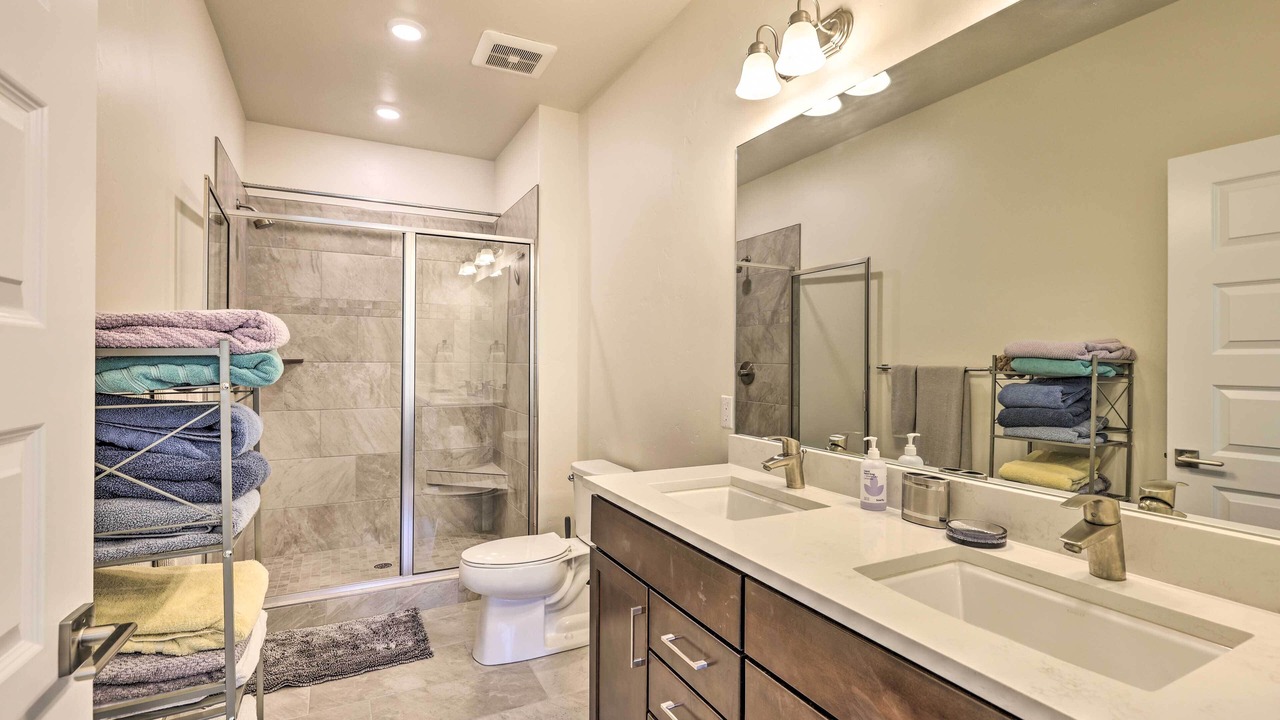 Photo of Bathroom in Lakeside Village