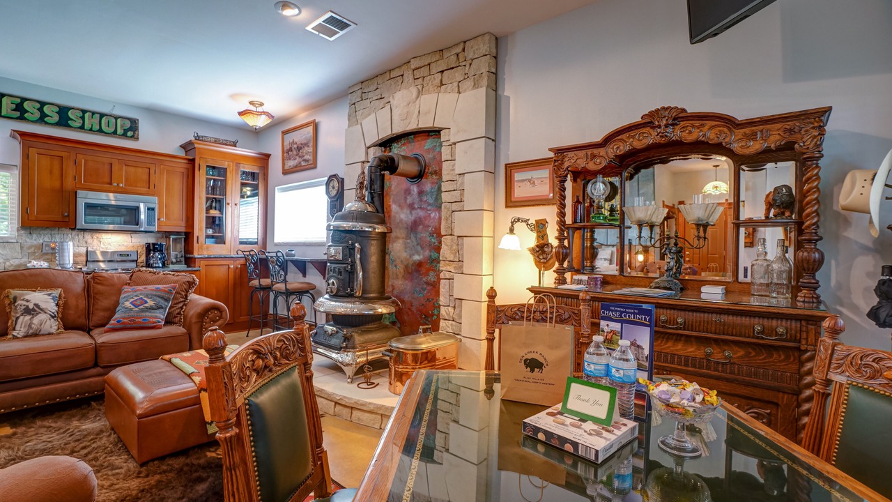 Photo of Livingroom in Cottonwood Falls