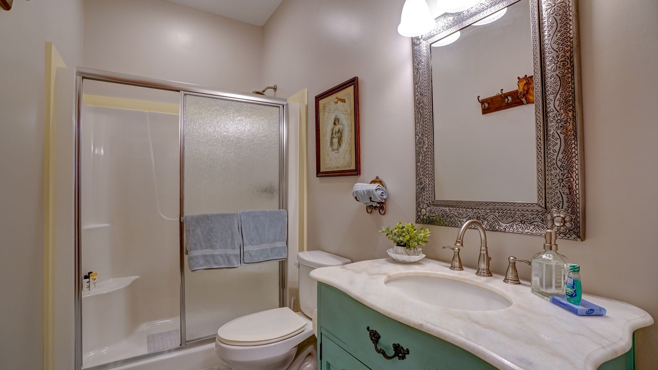 Photo of Bathroom in Cottonwood Falls