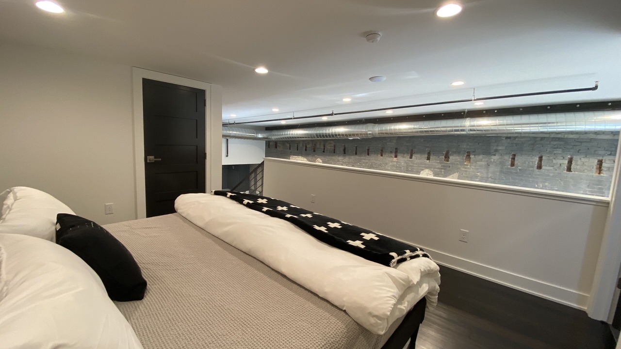 Photo of Bedroom in Downtown Lincoln
