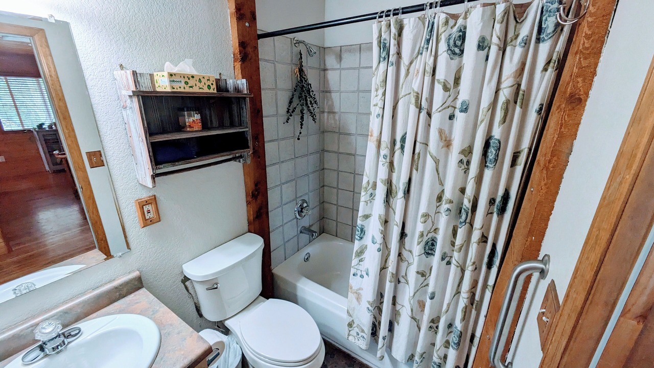 Photo of Bathroom in Bailey