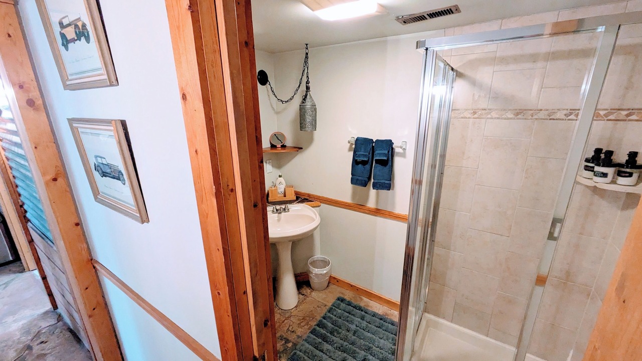 Photo of Bathroom in Bailey