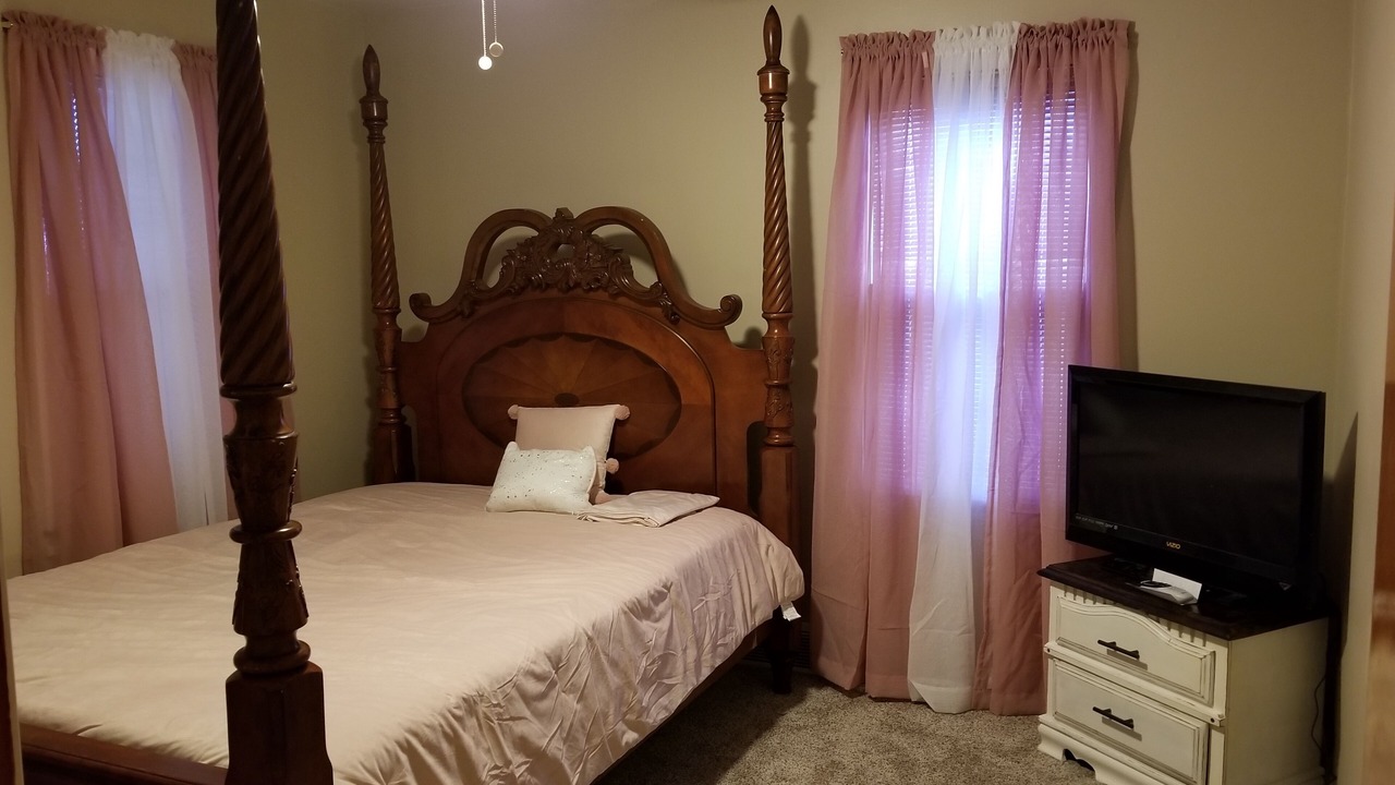Photo of Bedroom in Medicine Lodge