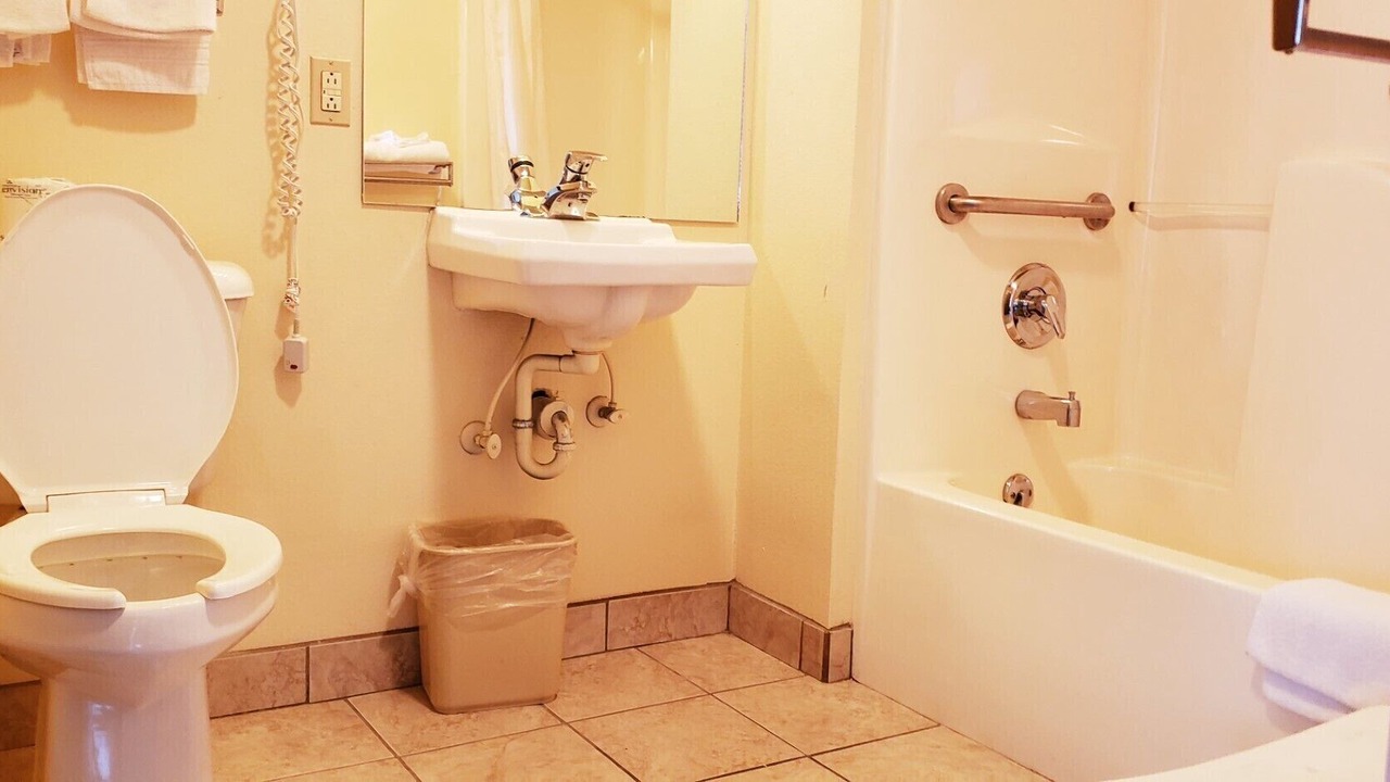 Photo of Bathroom in Vernal