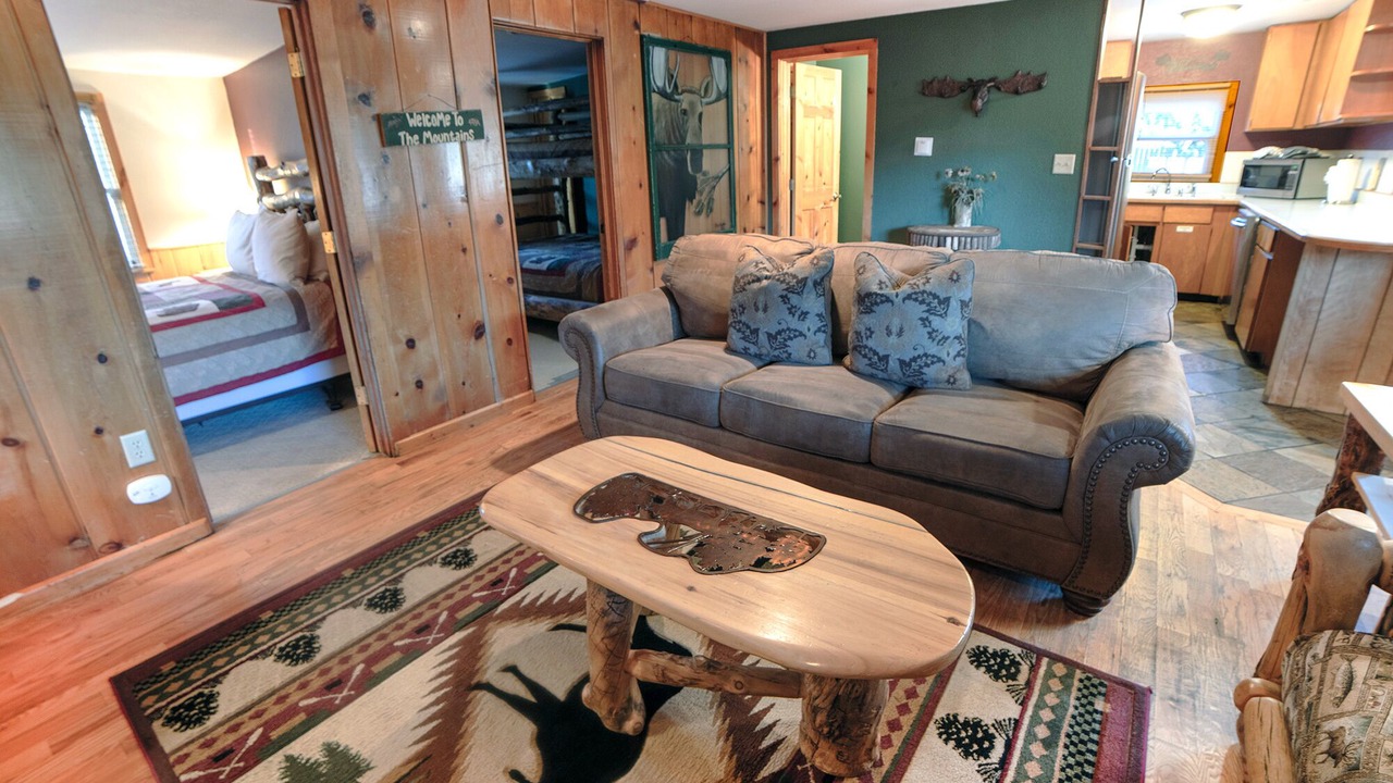 Photo of Livingroom in Estes Park
