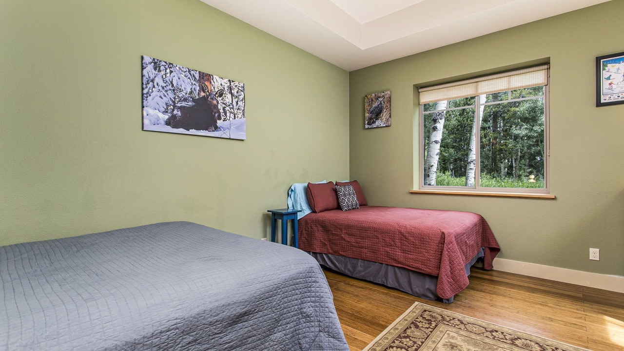 Photo of Bedroom in Black Hawk