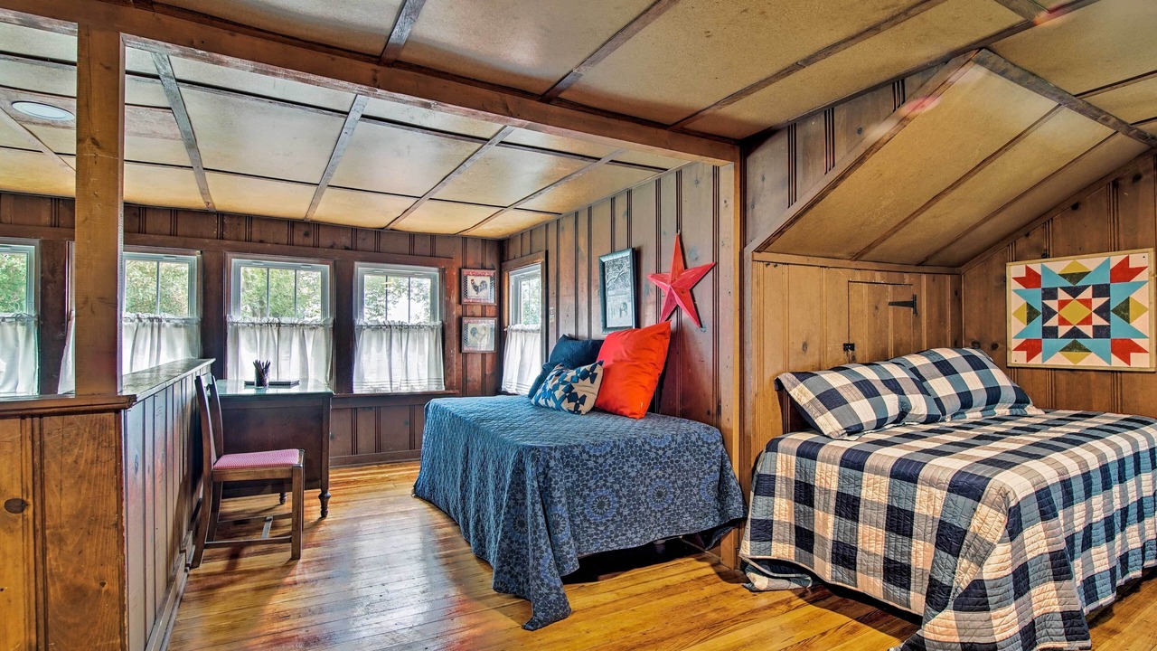Photo of Bedroom in Liberty