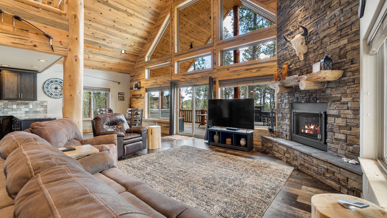 Photo of Livingroom in Deadwood