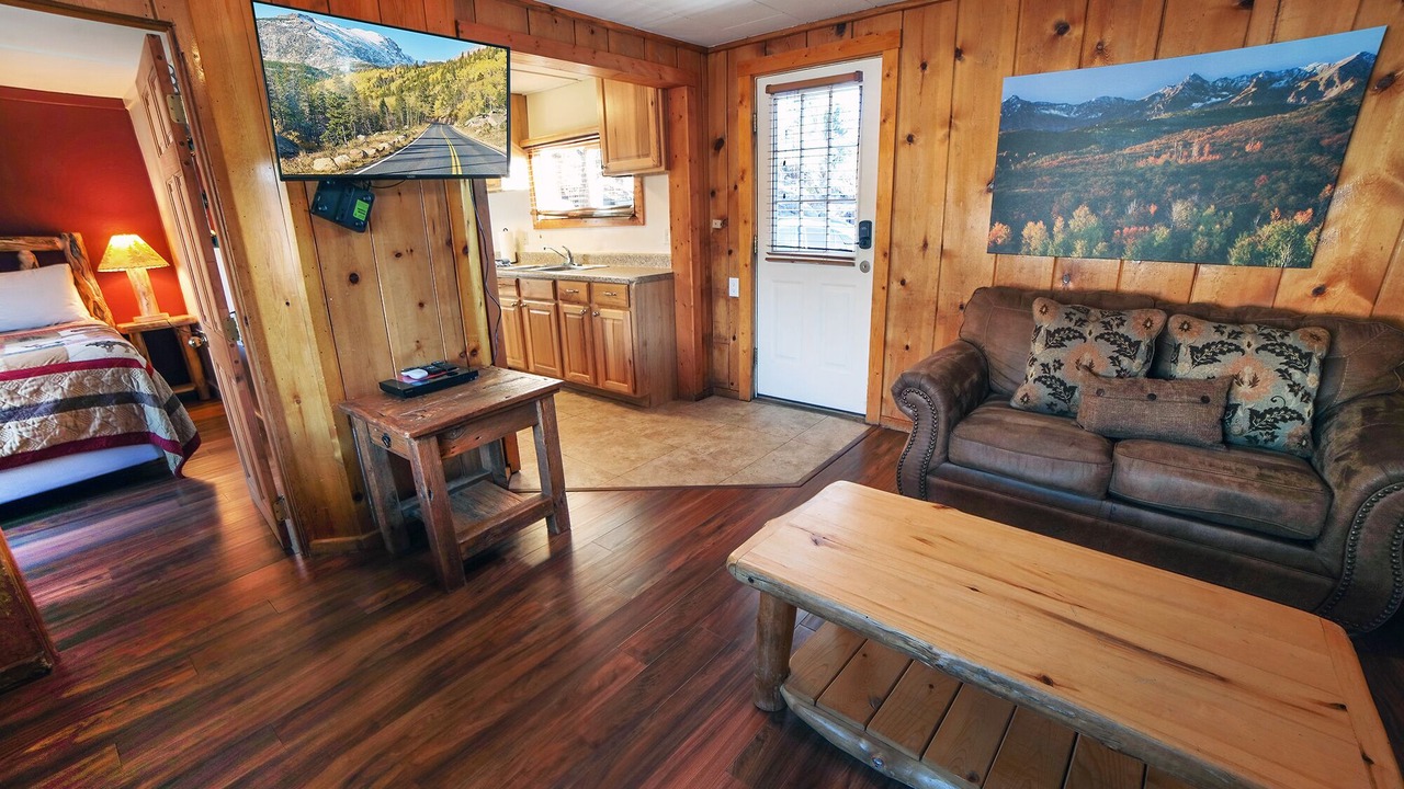 Photo of Livingroom in Estes Park