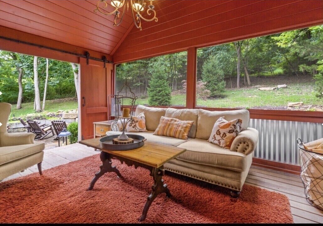 Photo of Livingroom in Bucyrus
