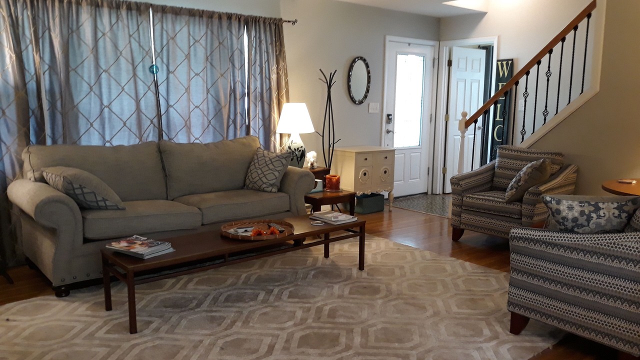 Photo of Livingroom in Overland Park