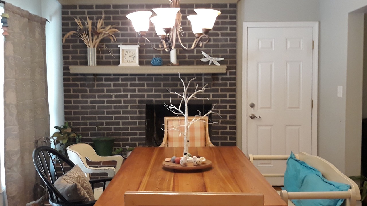 Photo of Livingroom in Overland Park