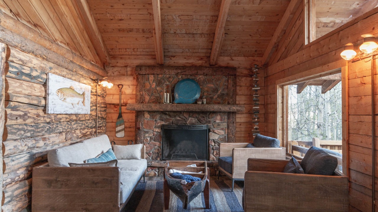 Photo of Livingroom in Lake City