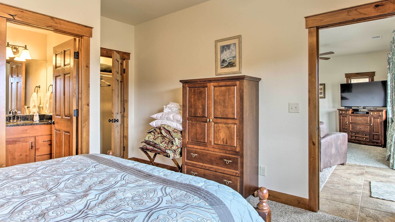 Photo of Bedroom in Estes Park