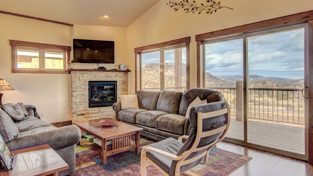 Photo of Livingroom in Estes Park