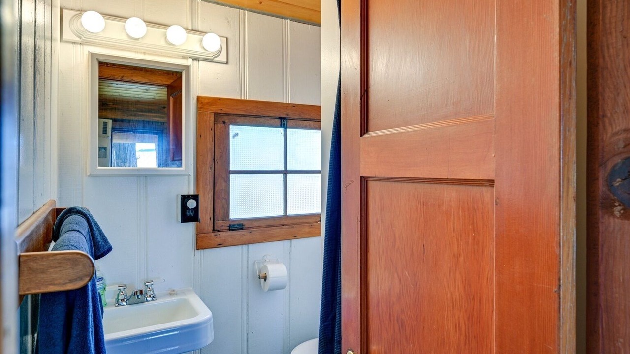 Photo of Bathroom in Buena Vista